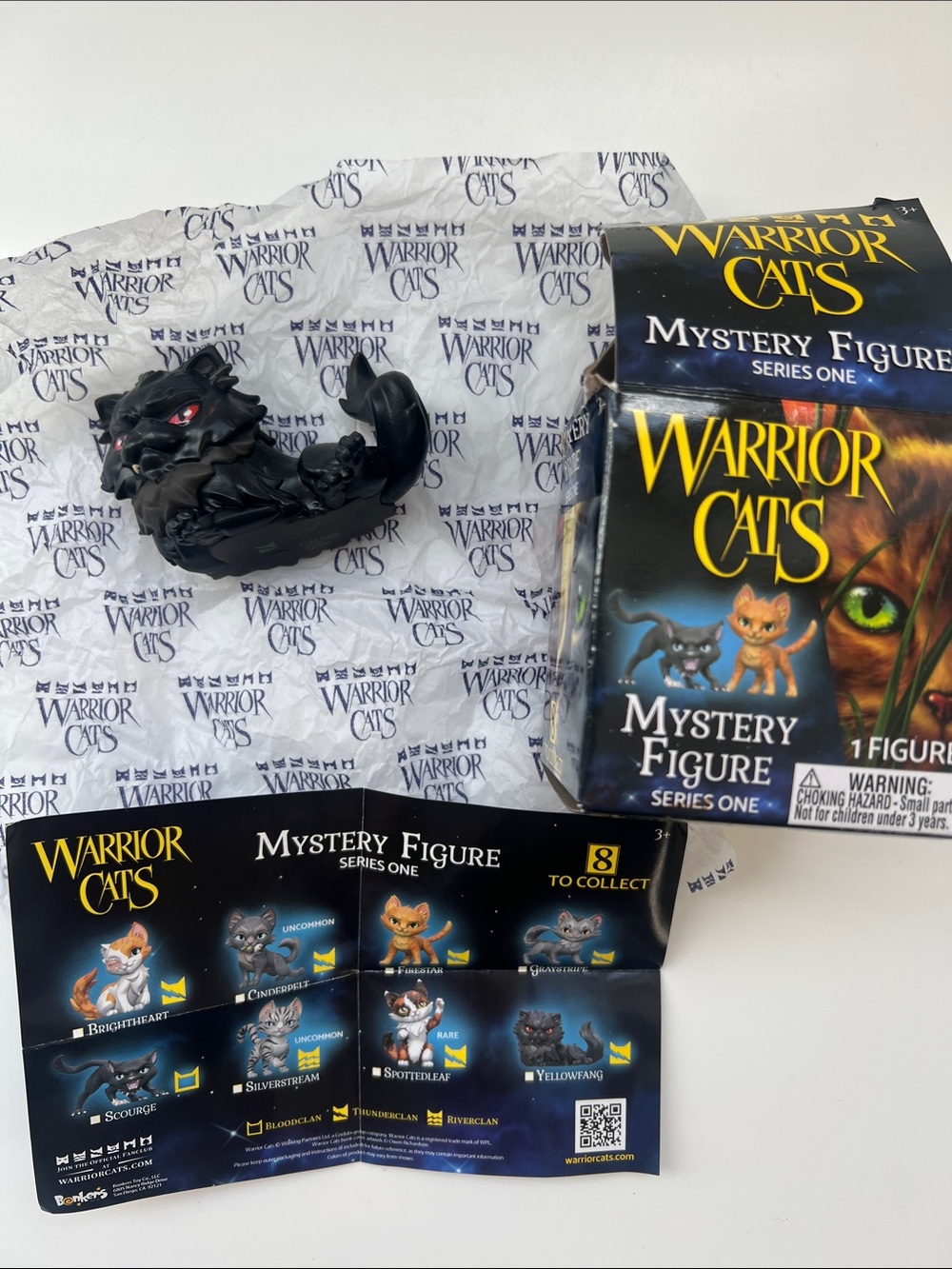 Warrior Cats Mystery Figure Yellow Fang-Series One - Collectible